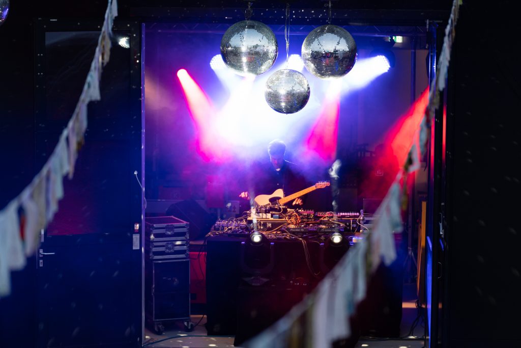 DJ BONDI Live in der Metallwerkstatt